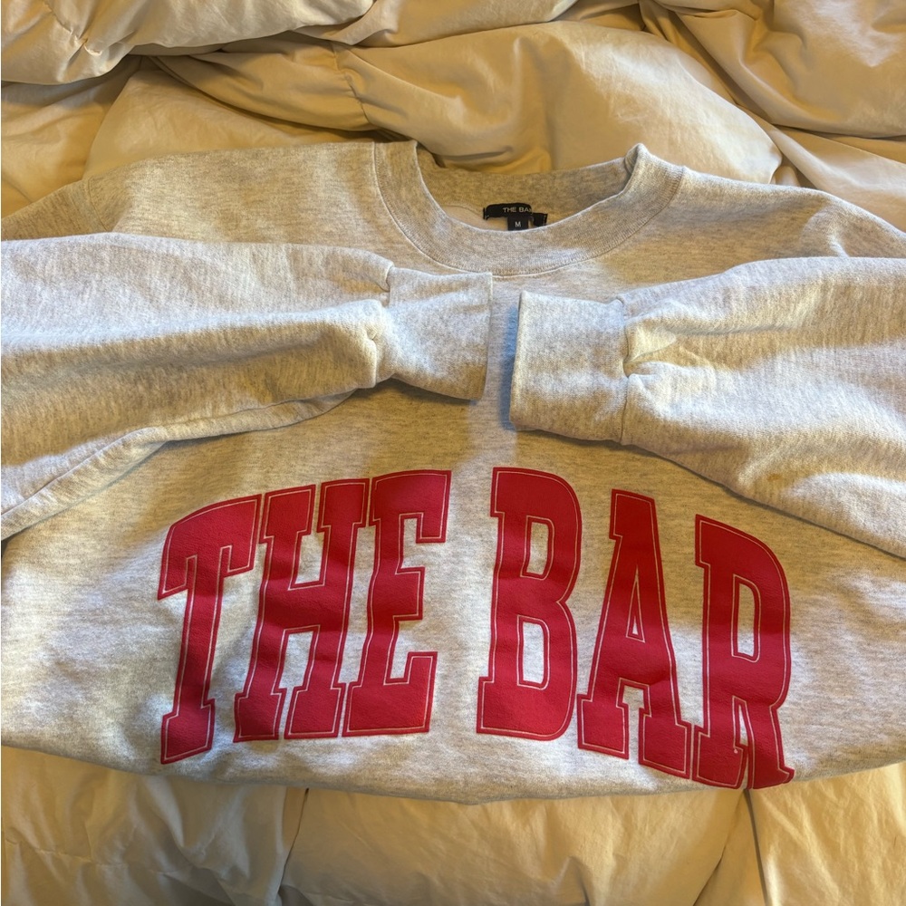 The Bar VARSITY SWEATSHIRT LT HEATHER GREY/BIG APPLE RED - Picture 6 of 6